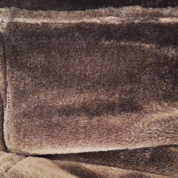 DENNIS BASSO LEATHER COAT - Picture 6 of 6